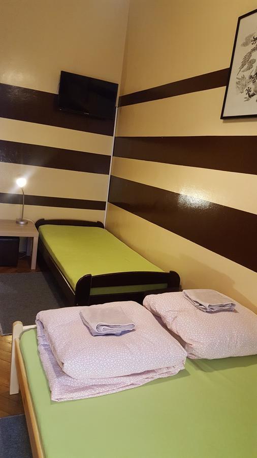 Smocza Jama Hostel Krakow Ngoại thất bức ảnh