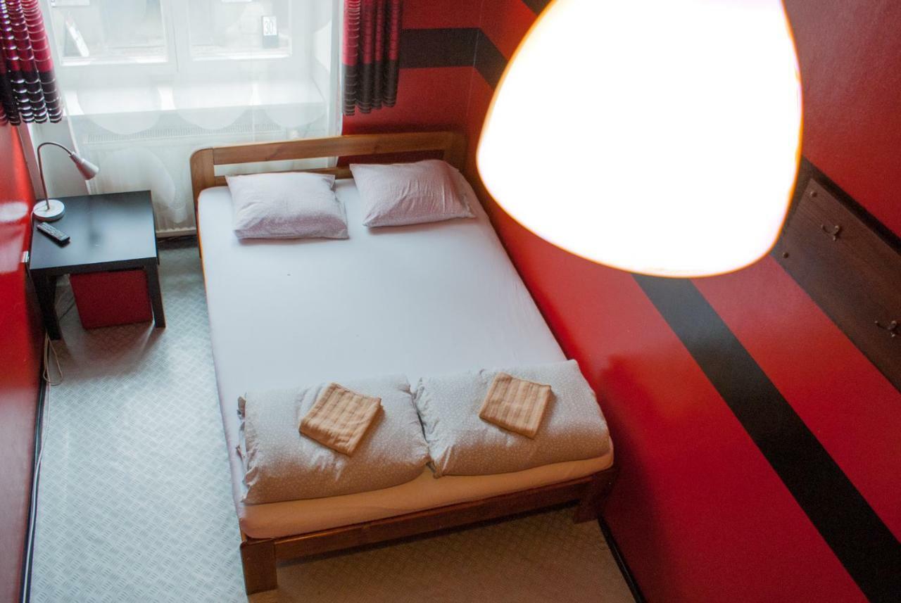 Smocza Jama Hostel Krakow Ngoại thất bức ảnh