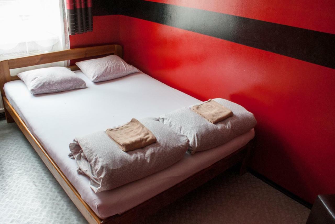 Smocza Jama Hostel Krakow Ngoại thất bức ảnh