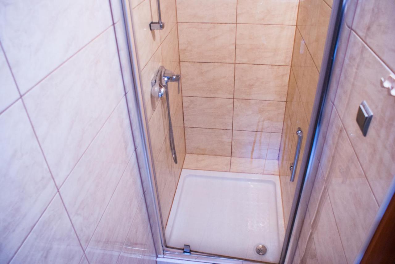 Smocza Jama Hostel Krakow Ngoại thất bức ảnh