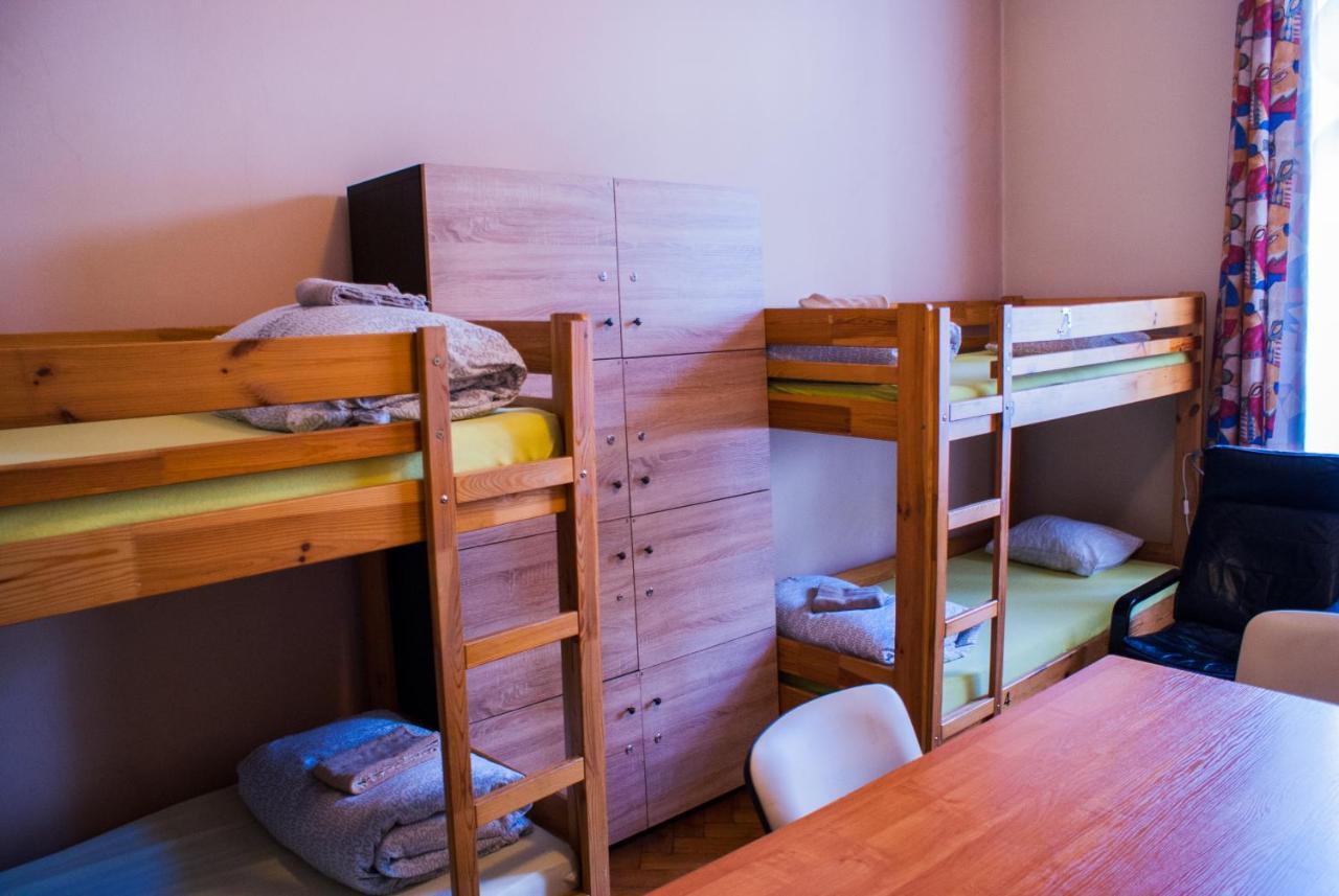 Smocza Jama Hostel Krakow Ngoại thất bức ảnh
